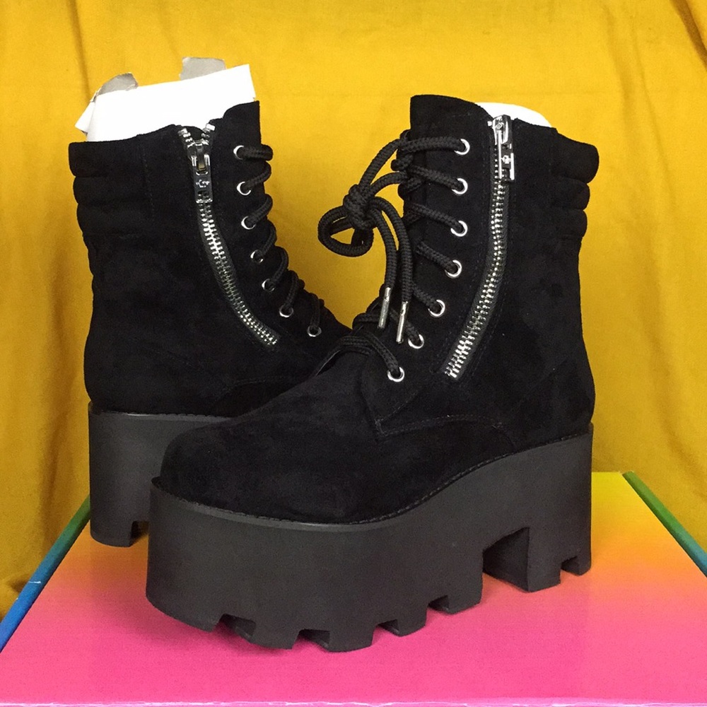 GREENPOINT BOOTS/Dollskill / currentmood